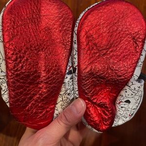 Freshly picked size 6 knotted bow moc